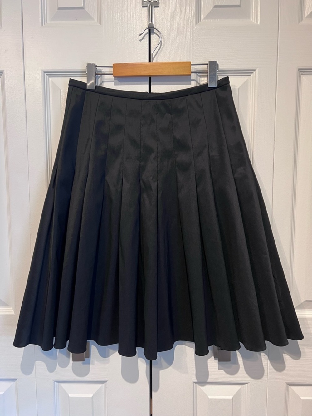Joseph Ribkoff Black Box Pleat Skirt Size 10